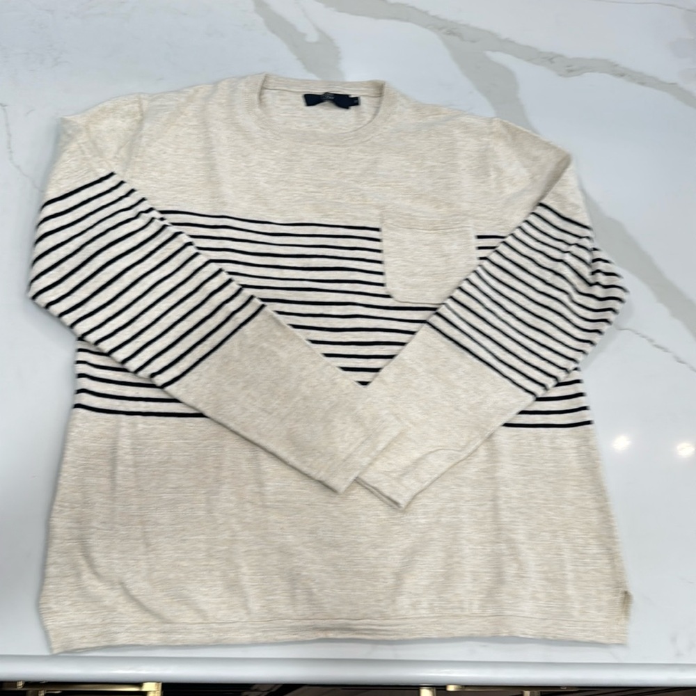 J. Crew Outlet Striped Sweater
Size XL
100% Cotton
Runs Small/Fits Like A Large